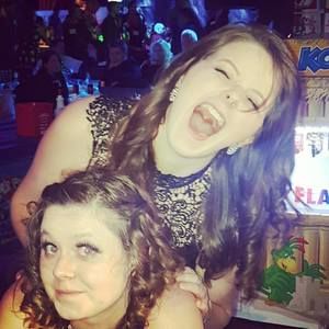 Meet your Posher, Nina skye